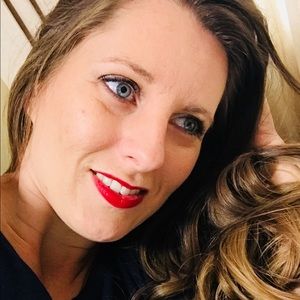 Meet your Posher, Betsy